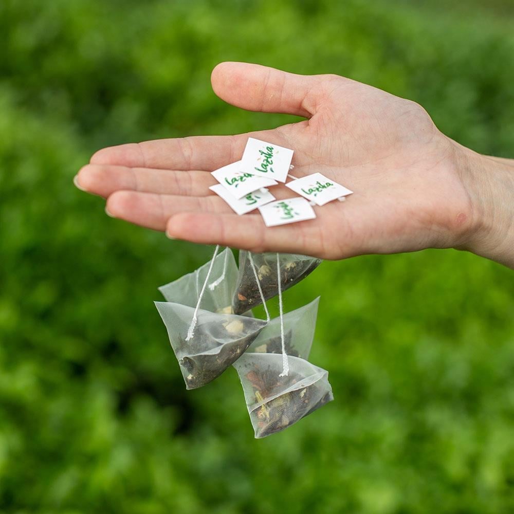 Lazika yayla çiçeği yeşil çay harmanı 25 adet biyoçözünür piramit poşet, Karadeniz çiçekli yeşil çay