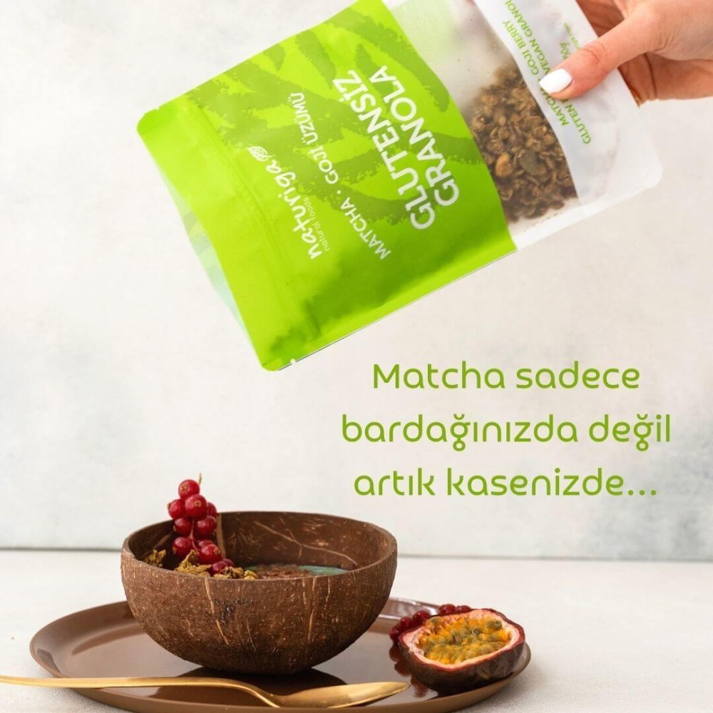 Naturiga matcha cranberry granola 250 gr paket, yeşil matcha tozlu turna yemişli glutensiz granola
