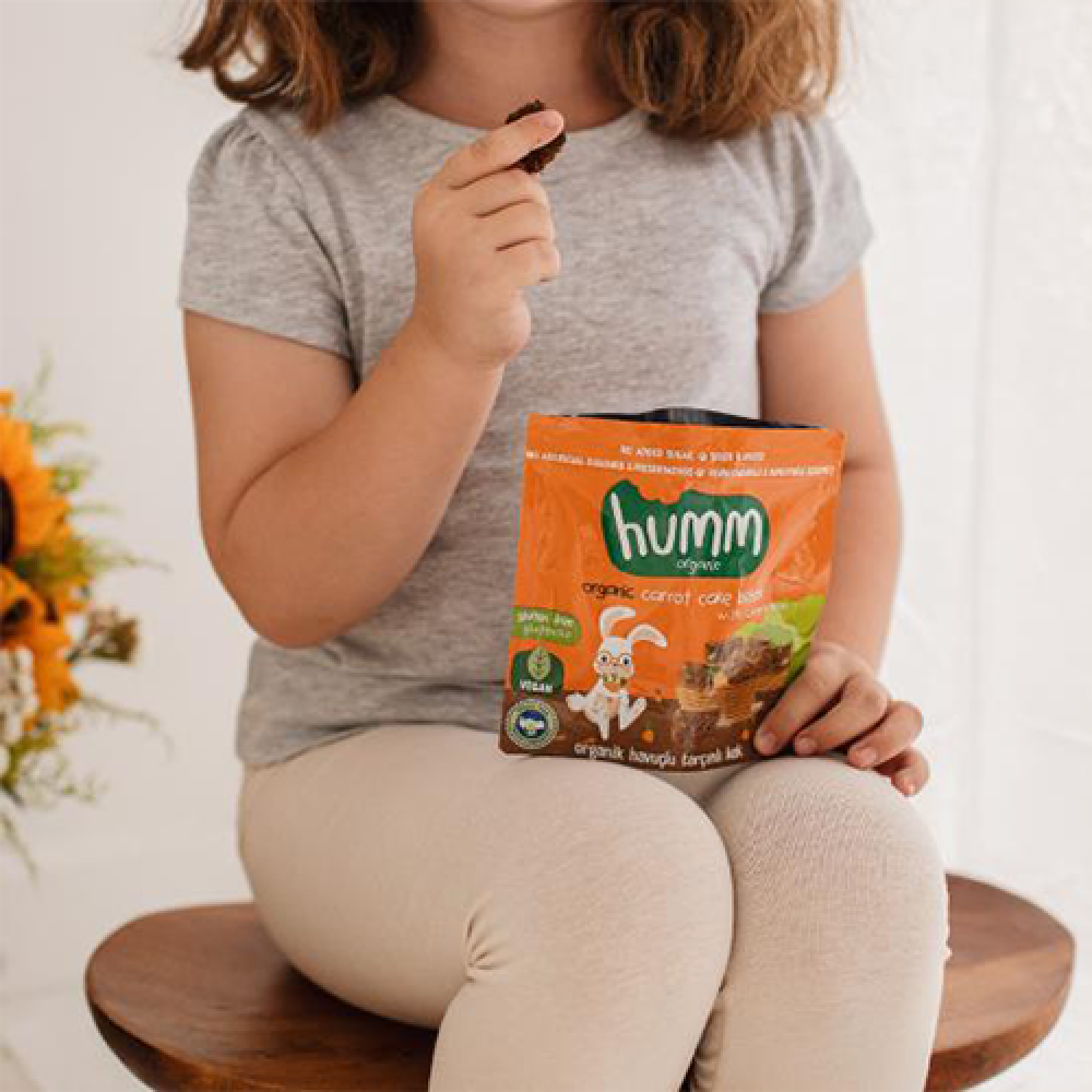 Organik havuçlu ve tarçınlı kek 30 gr, glutensiz vegan mini kek