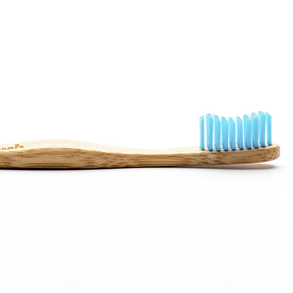 Humble Brush Mavi Yumuşak Yetişkin Diş Fırçası Doğada Çözünür Bambu Saplı